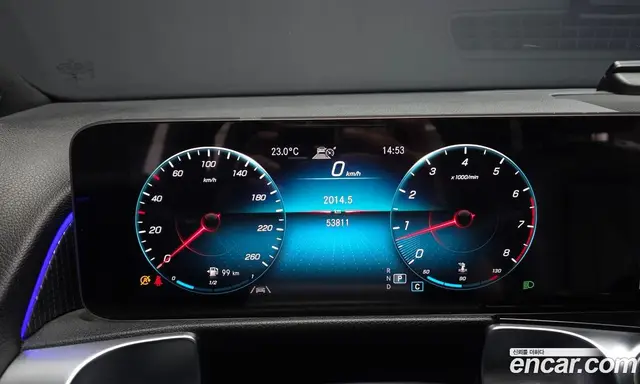 Mercedes-Benz GLB-Class 2020 2.0 автомат (гидро), миниатюра 11