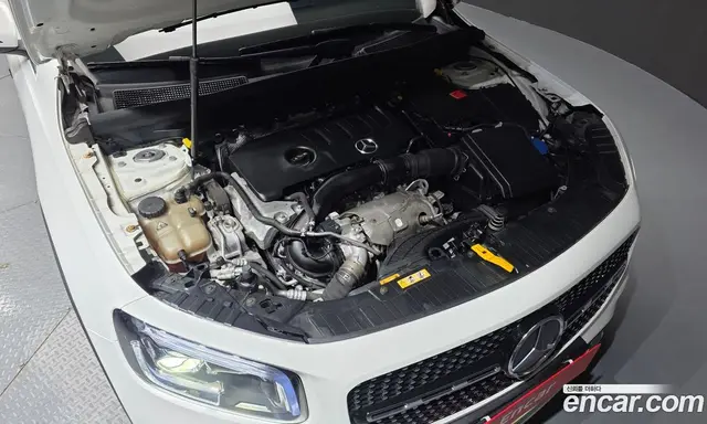 Mercedes-Benz GLB-Class 2020 2.0 автомат (гидро), миниатюра 6