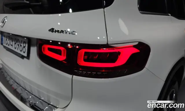 Mercedes-Benz GLB-Class 2020 2.0 автомат (гидро), миниатюра 9