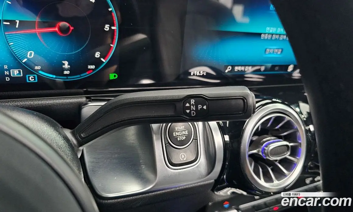 Mercedes-Benz GLB-Class 2021 1.9 автомат (гидро), фото 28
