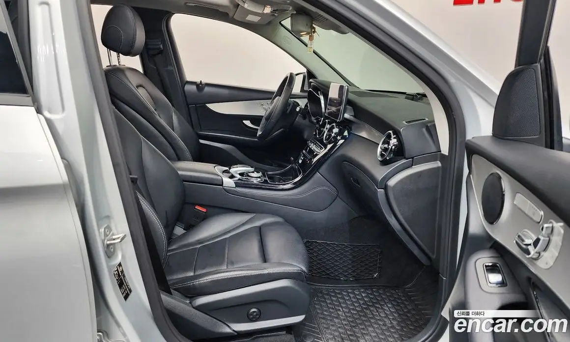 Mercedes-Benz GLC-Class 2018 2.0 автомат (гидро), фото 16