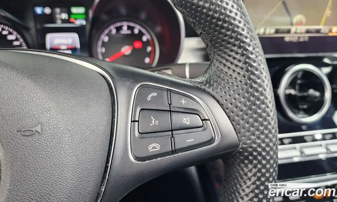 Mercedes-Benz GLC-Class 2018 2.0 автомат (гидро), фото 23
