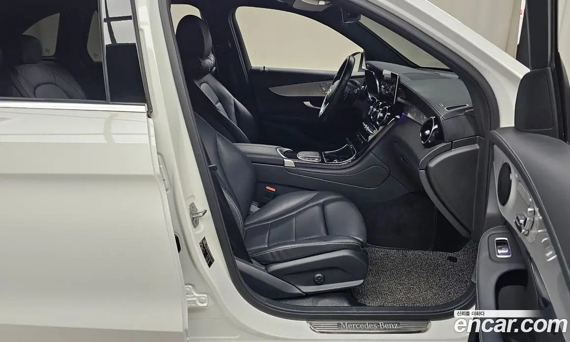 Mercedes-Benz GLC-Class 2021 2.0 автомат (гидро), фото 16