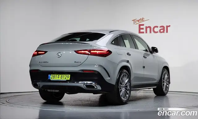 Mercedes-Benz GLE-Class 2025 3.0 автомат (гидро), миниатюра 2