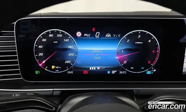 Mercedes-Benz GLE-Class 2025 3.0 автомат (гидро), миниатюра 11