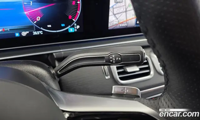 Mercedes-Benz GLE-Class 2025 3.0 автомат (гидро), миниатюра 12