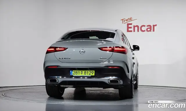 Mercedes-Benz GLE-Class 2025 3.0 автомат (гидро), миниатюра 4