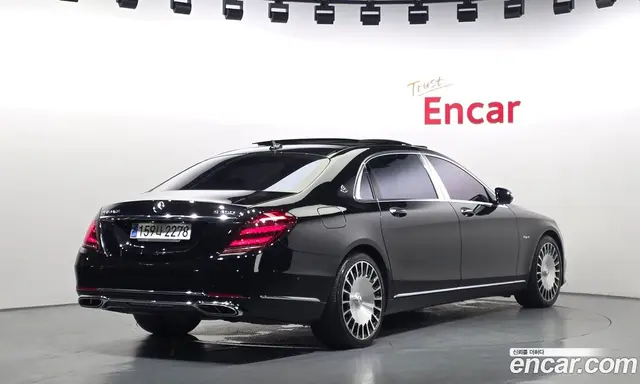 Mercedes-Benz S-Class 2020 4.0 автомат (гидро), миниатюра 2