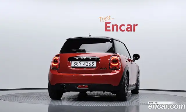 Mini Cooper 2017 1.5 автомат (гидро), миниатюра 4