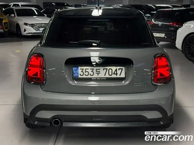 Mini Cooper 2021 1.5 автомат (гидро), миниатюра 3