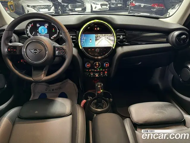 Mini Cooper 2021 1.5 автомат (гидро), миниатюра 7