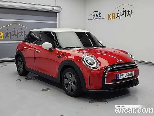Mini Cooper, 2023, 40 622 км