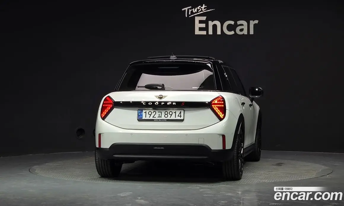 Mini Cooper 2025 2.0 автомат (гидро), фото 3