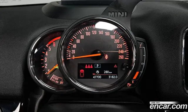 Mini Countryman 2020 2.0 автомат (гидро), миниатюра 11