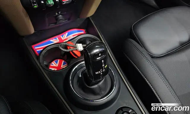 Mini Countryman 2020 2.0 автомат (гидро), миниатюра 12