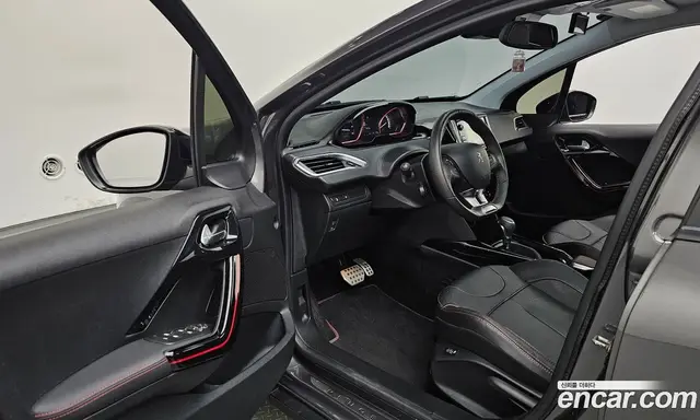 Peugeot 2008 2020 1.5 автомат (гидро), миниатюра 12