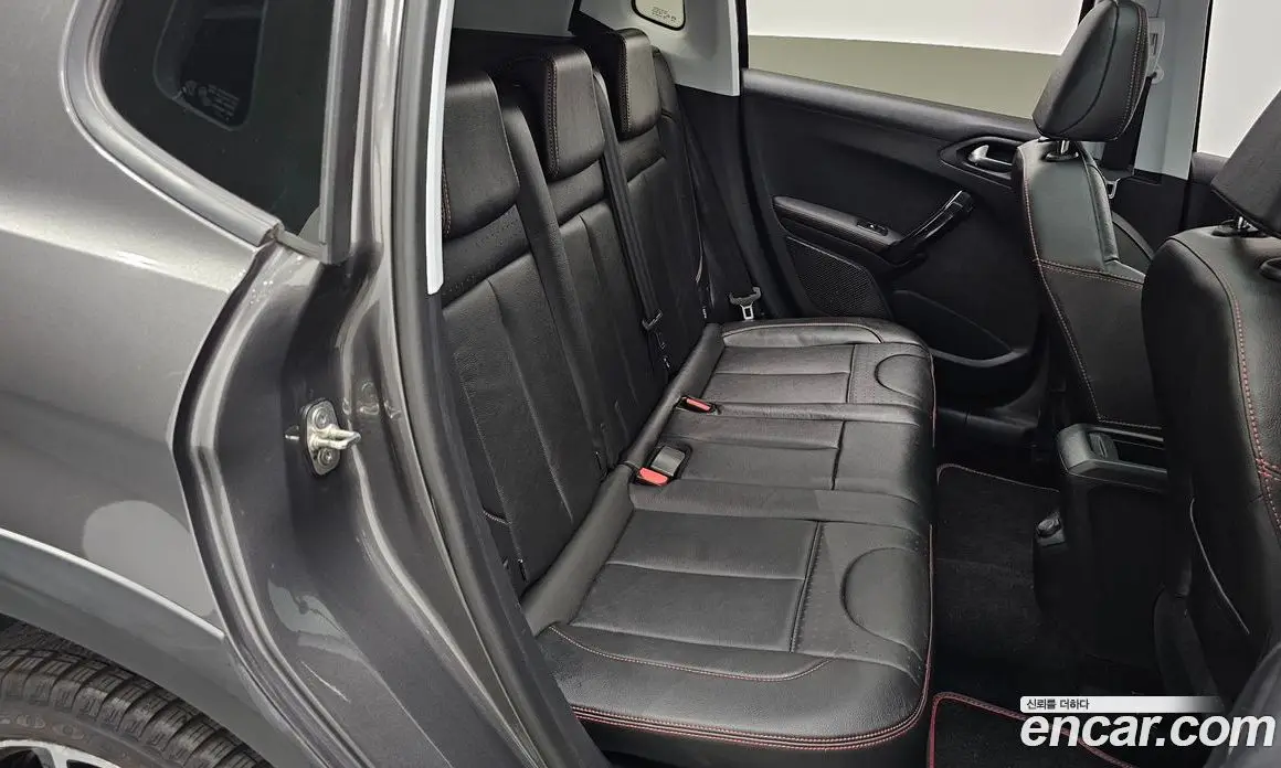 Peugeot 2008 2020 1.5 автомат (гидро), фото 16 Peugeot 2008 2020 1.5 автомат (гидро), фото 16