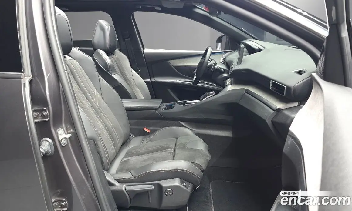 Peugeot 5008 2021 1.5 автомат (гидро), фото 16