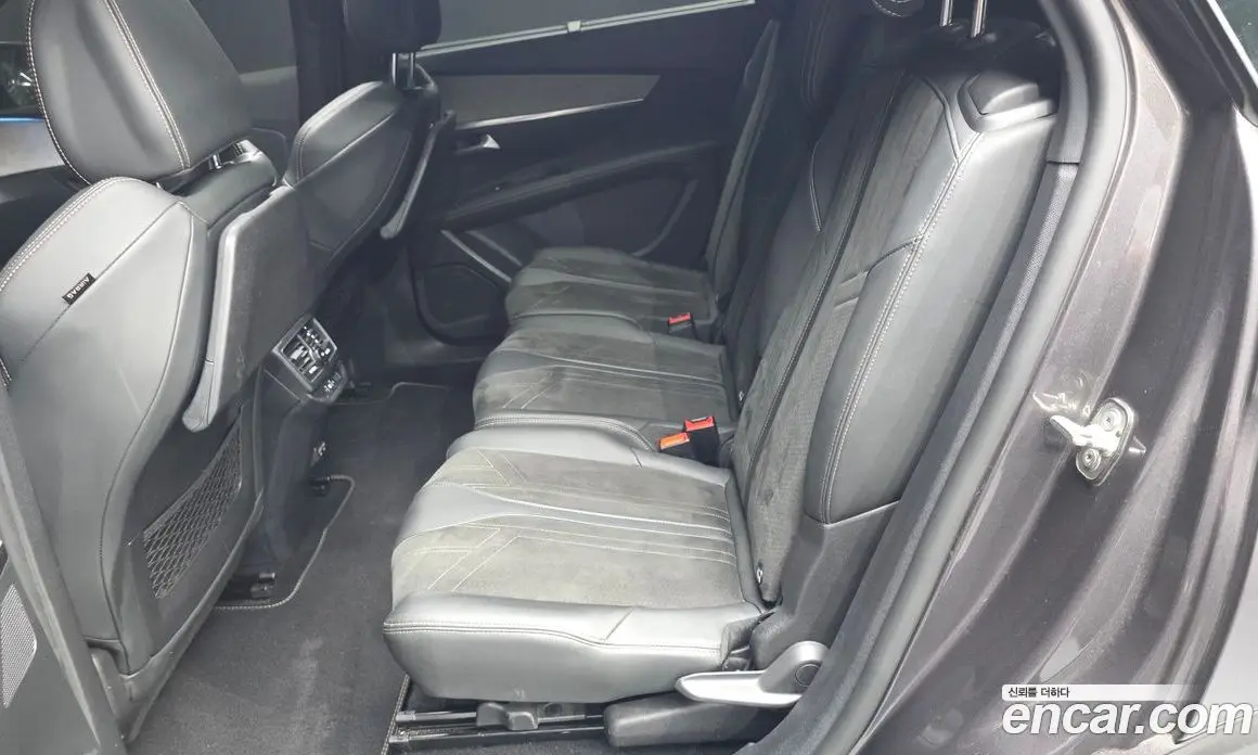 Peugeot 5008 2021 1.5 автомат (гидро), фото 18