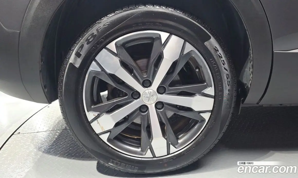 Peugeot 5008 2021 1.5 автомат (гидро), фото 5
