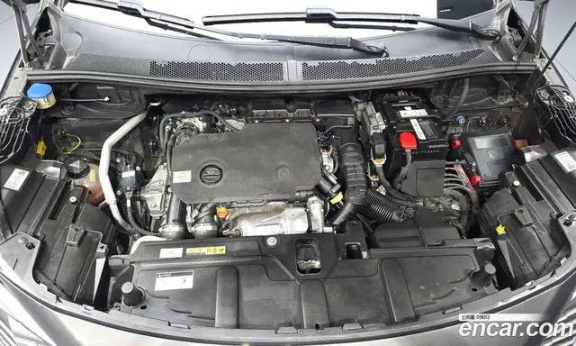 Peugeot 5008 2021 1.5 автомат (гидро), миниатюра 6