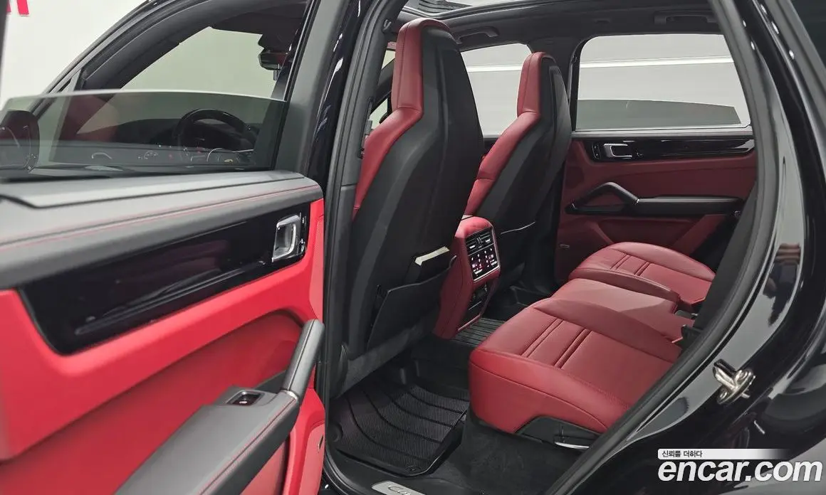 Porsche Cayenne 2021 3.0 автомат (гидро), фото 16