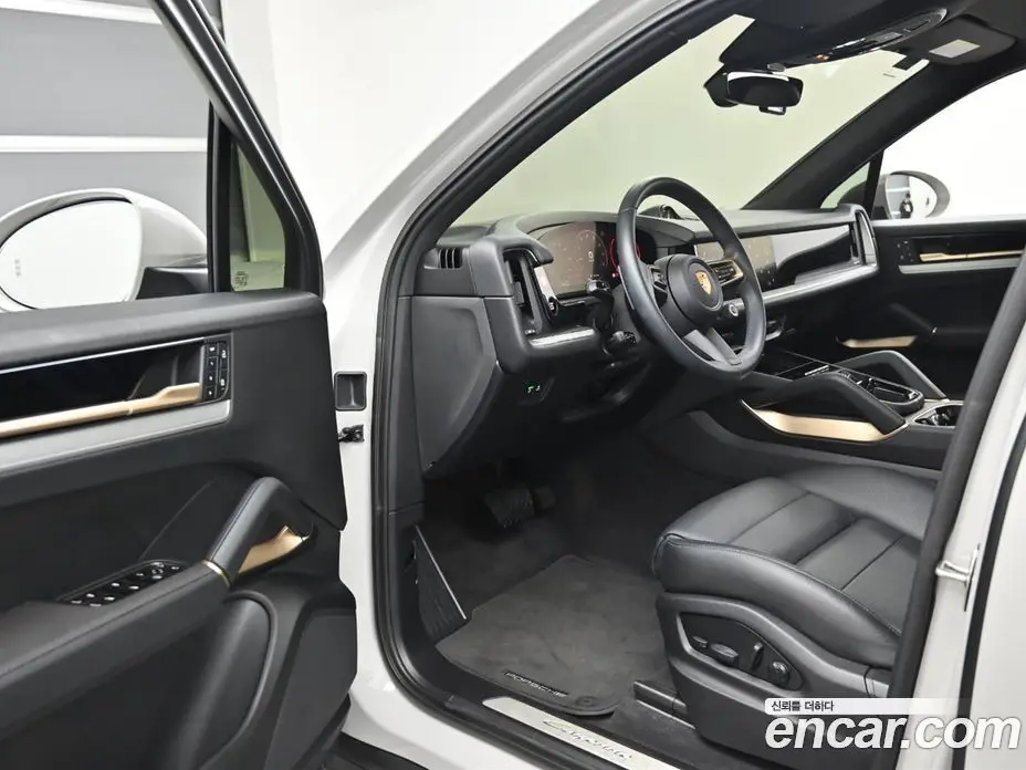 Porsche Cayenne 2024 3.0 автомат (гидро), фото 11