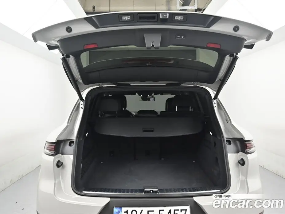 Porsche Cayenne 2024 3.0 автомат (гидро), фото 20