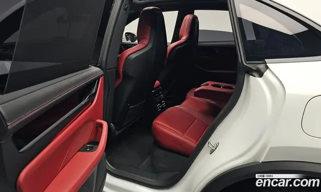 Porsche Macan 2025 0.2 автомат (гидро), миниатюра 11 Porsche Macan 2025 0.2 автомат (гидро), миниатюра 11