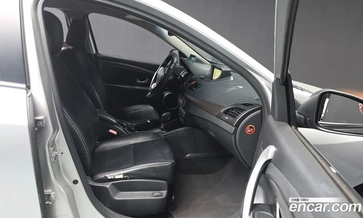 Renault (Samsung) SM3 2010 1.6 автомат (гидро), фото 11 Renault (Samsung) SM3 2010 1.6 автомат (гидро), фото 11