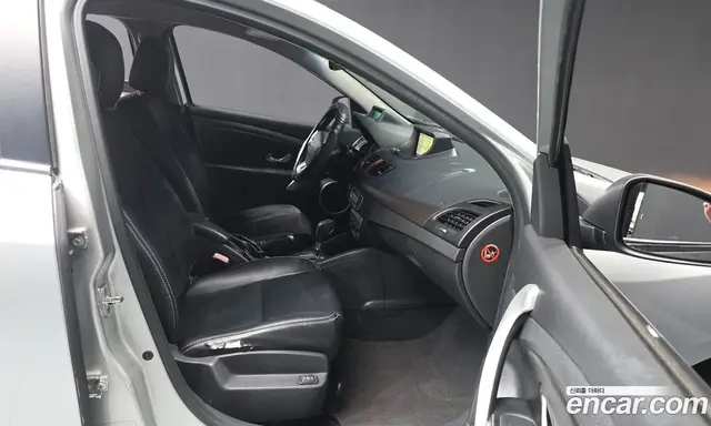 Renault (Samsung) SM3 2010 1.6 автомат (гидро), миниатюра 11 Renault (Samsung) SM3 2010 1.6 автомат (гидро), миниатюра 11