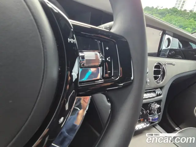 Rolls-Royce Spectre 2024 0.2 автомат (гидро), миниатюра 12