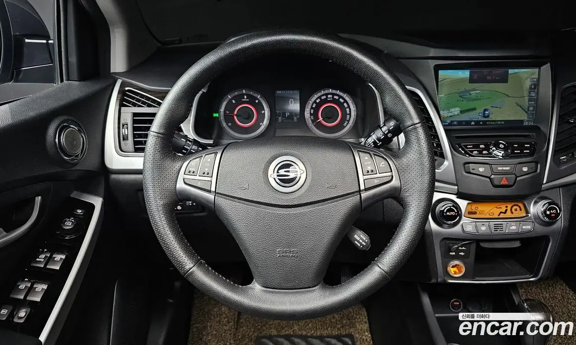 SsangYong Korando 2016 2.2 автомат (гидро), фото 13