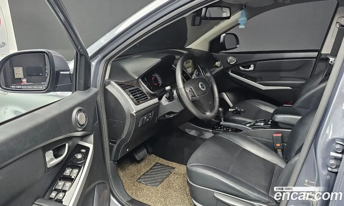 SsangYong Korando 2016 2.2 автомат (гидро), фото 10