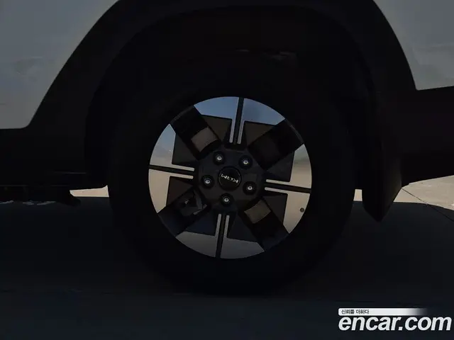 SsangYong Musso 2025 0.2 автомат (гидро), миниатюра 9