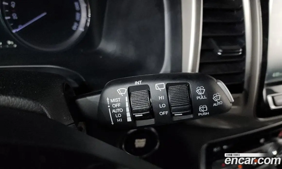 SsangYong Rexton 2017 2.2 автомат (гидро), фото 14