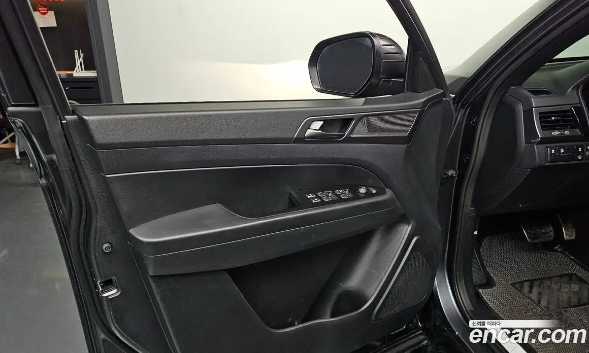 SsangYong Rexton 2022 2.2 автомат (гидро), фото 13