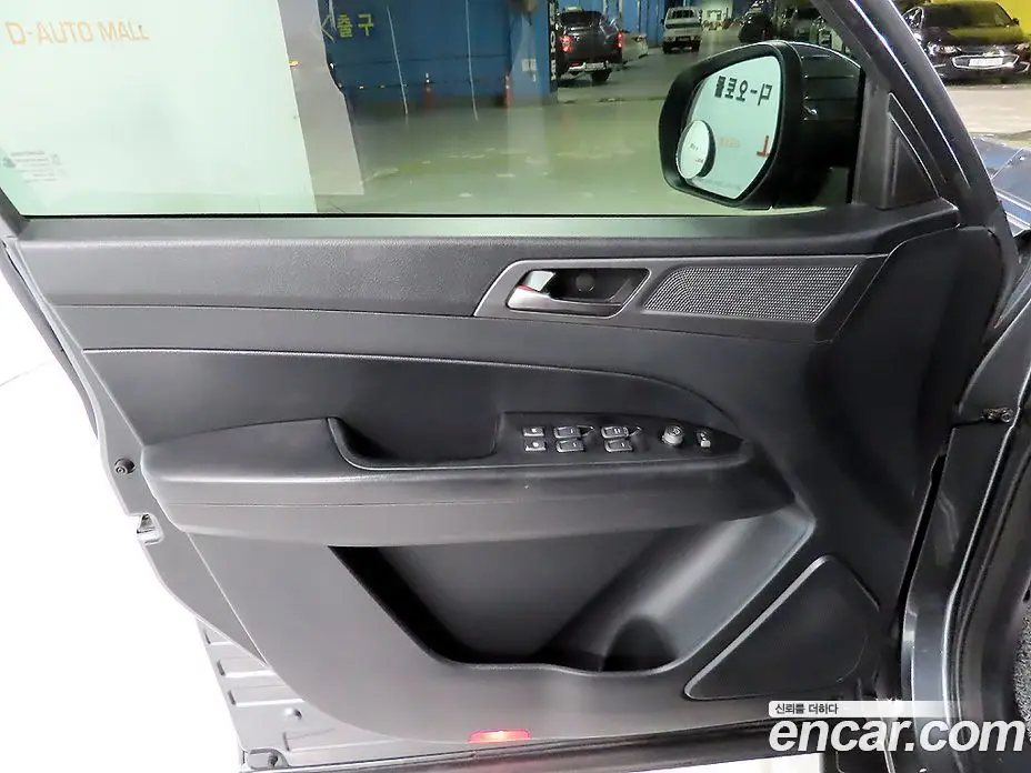 SsangYong Rexton 2023 2.2 автомат (гидро), фото 13