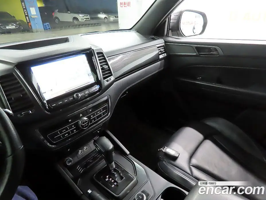 SsangYong Rexton 2023 2.2 автомат (гидро), фото 17