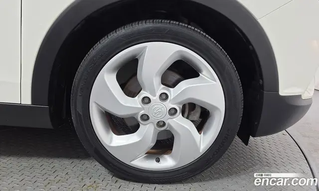 SsangYong TIBOLI 2015 1.6 автомат (гидро), миниатюра 5