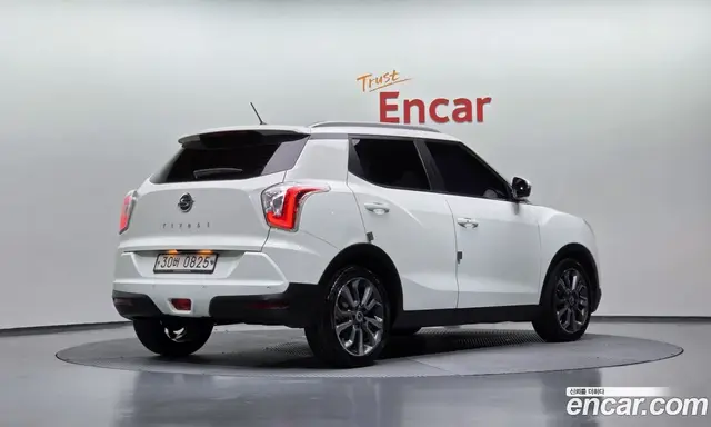 SsangYong TIBOLI 2016 1.6 автомат (гидро), миниатюра 2