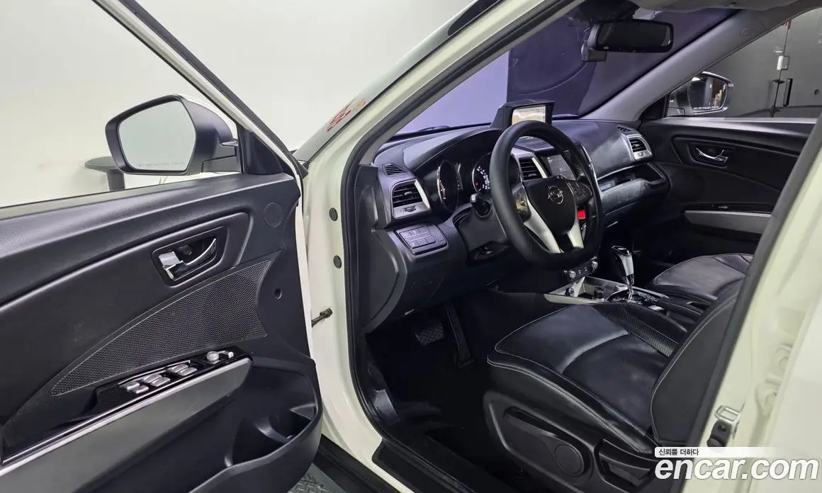 SsangYong TIBOLI 2016 1.6 автомат (гидро), фото 11