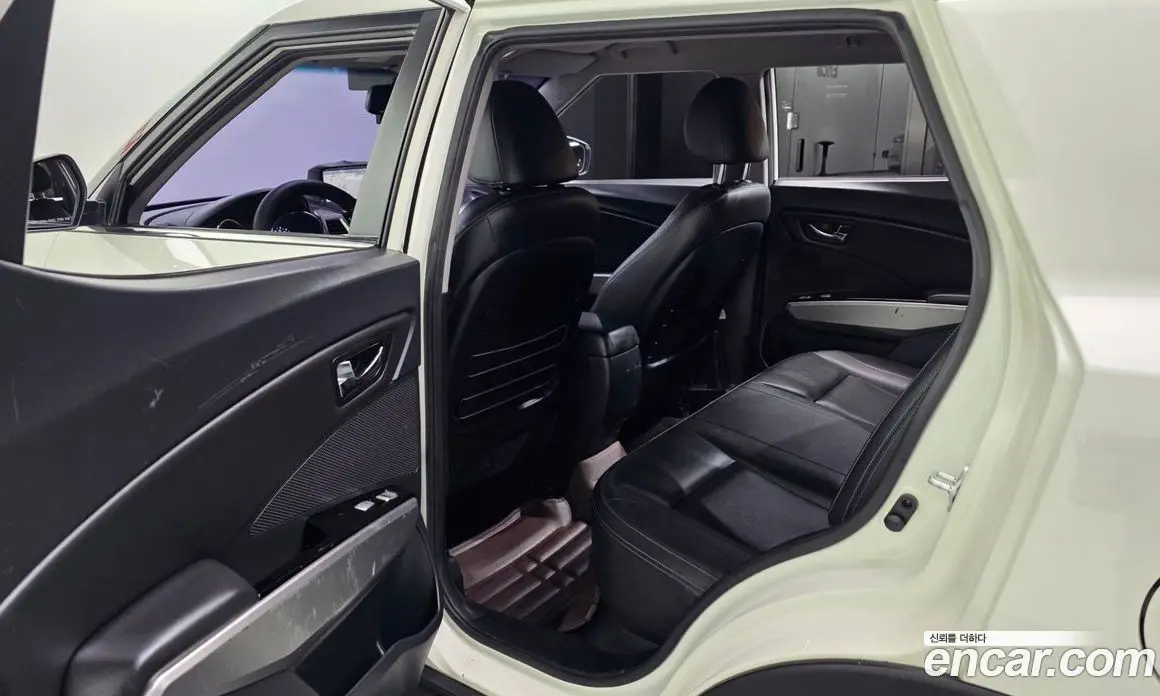 SsangYong TIBOLI 2016 1.6 автомат (гидро), фото 14