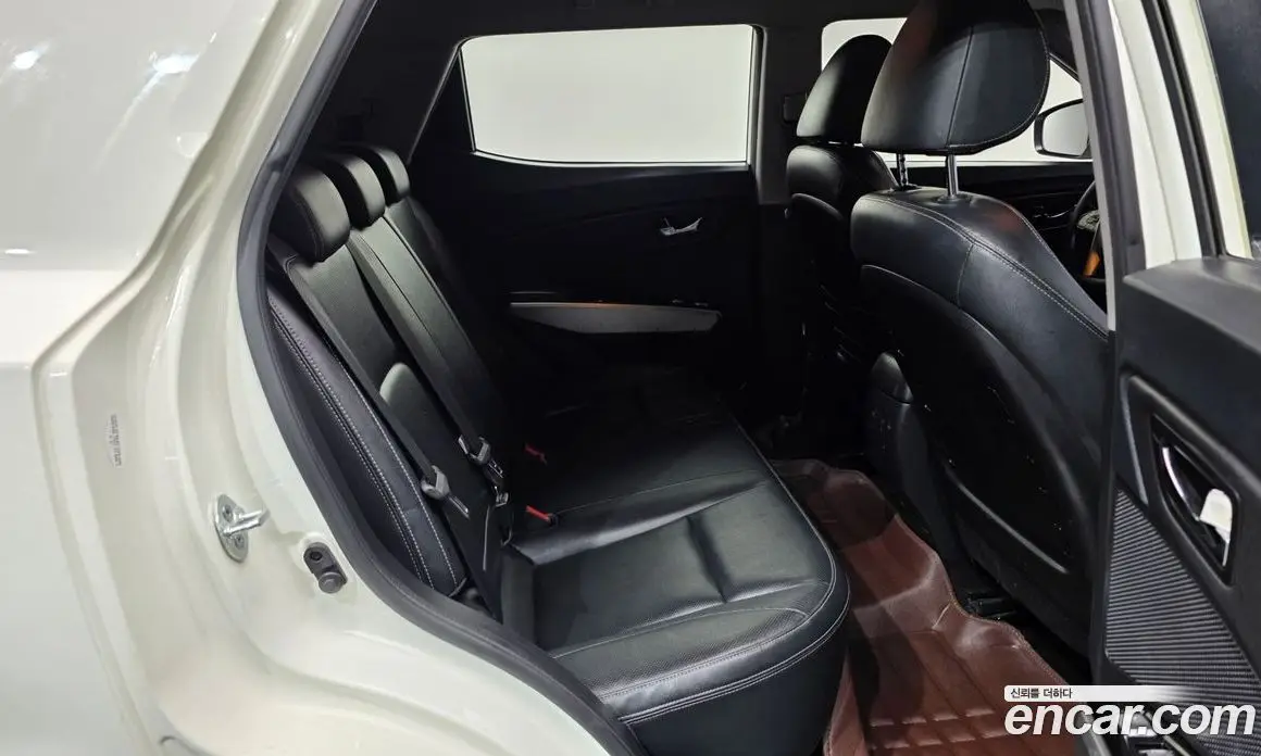 SsangYong TIBOLI 2016 1.6 автомат (гидро), фото 16