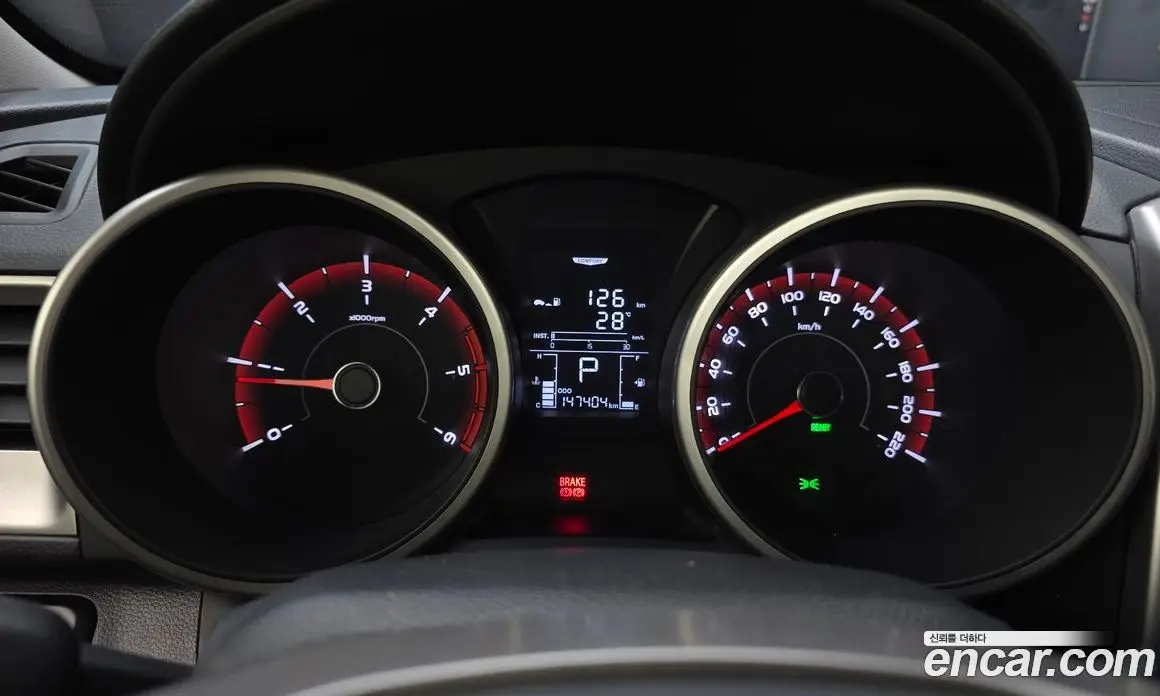 SsangYong TIBOLI 2016 1.6 автомат (гидро), фото 8