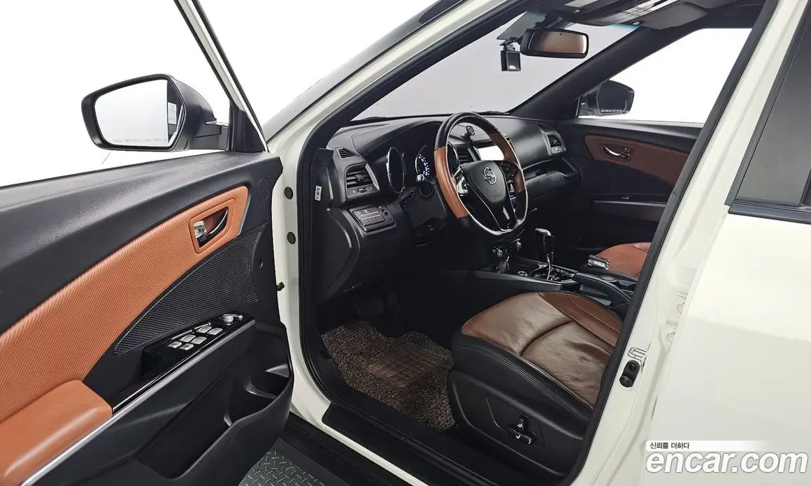 SsangYong TIBOLI 2017 1.6 автомат (гидро), фото 10
