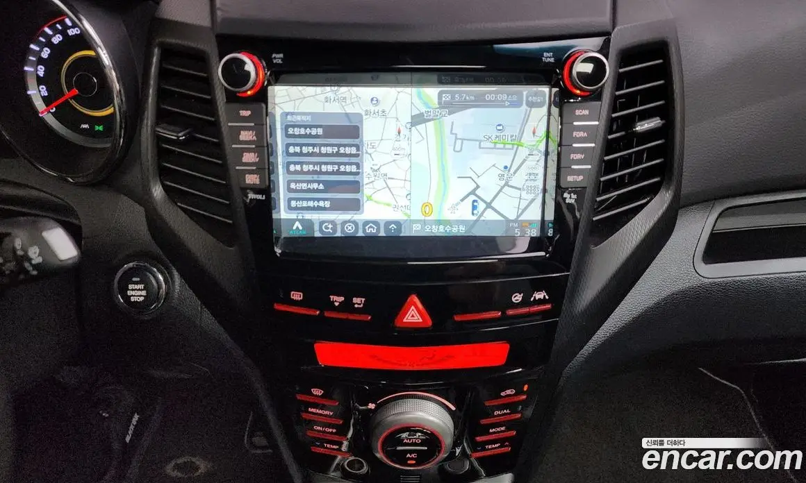 SsangYong TIBOLI 2017 1.6 автомат (гидро), фото 19