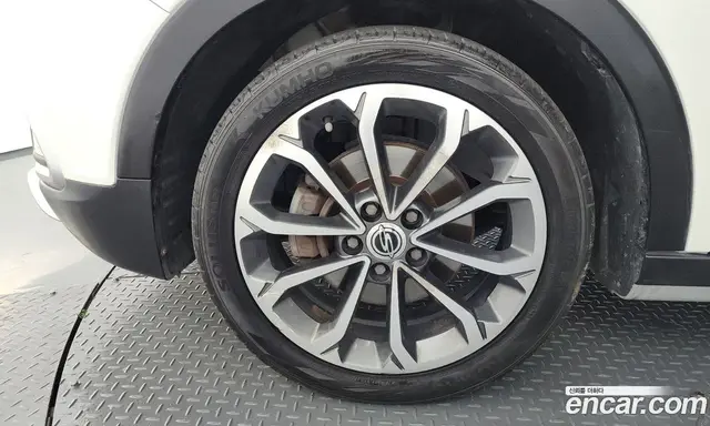 SsangYong TIBOLI 2017 1.6 автомат (гидро), миниатюра 4