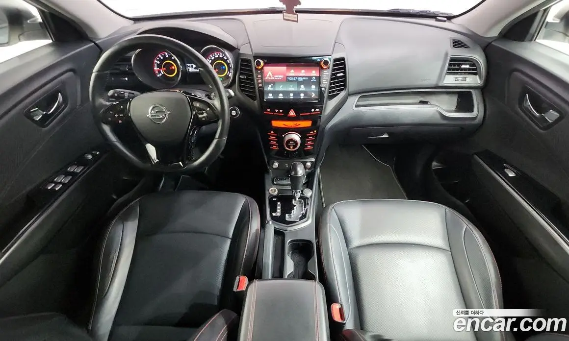 SsangYong TIBOLI 2017 1.6 автомат (гидро), фото 9