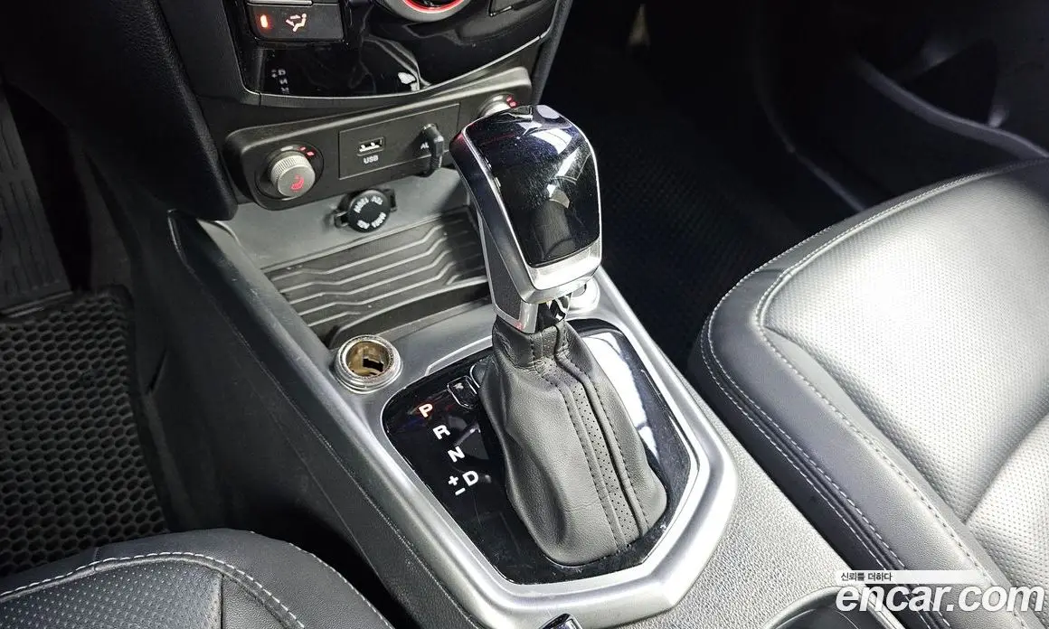 SsangYong TIBOLI 2019 1.6 автомат (гидро), фото 9 SsangYong TIBOLI 2019 1.6 автомат (гидро), фото 9
